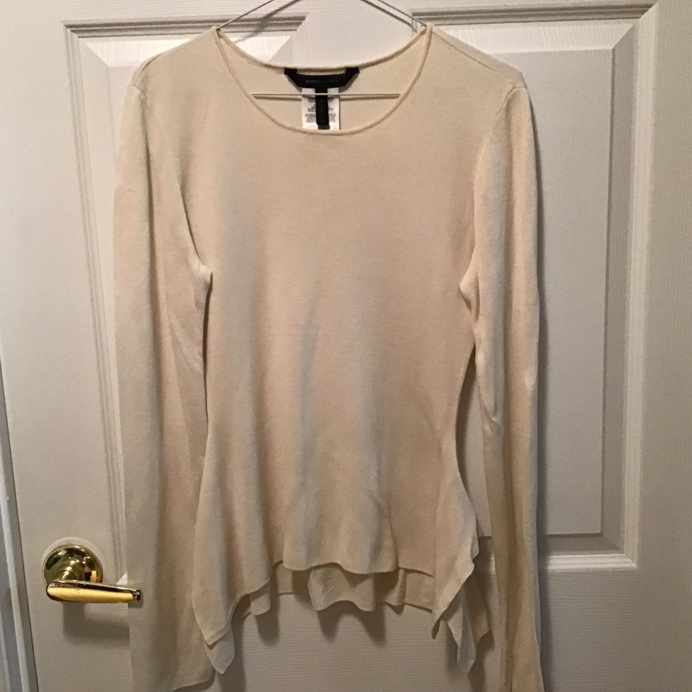 BCBG top